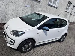 Weiß Gebraucht 2014 VW up! Kleinwagen | 7.750 € (Fairer Preis)