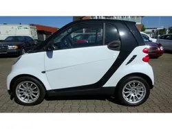Schwarz Gebraucht 2009 Smart ForTwo Coupé Coupé | 4.900 € (Fairer Preis)