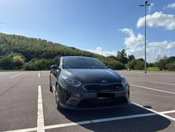 Grau Gebraucht 2021 Kia ProCeed Kleinwagen | 24.500 € (Guter Preis)