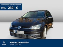 Deep black perleffekt Gebraucht 2017 VW Golf Comfortline Limousine | 17.490 € (Fairer Preis)