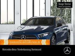 Blau Gebraucht 2024 Mercedes A200 Premium Limousine | 30.890 € (Guter Preis)