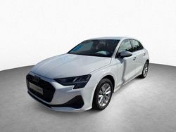 Arkonaweiß Gebraucht 2025 Audi A3 Sportback Limousine | 26.890 € (Superpreis)