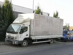 Weiß Gebraucht 2012 Mitsubishi Canter Van | 7.950 € (Fairer Preis)