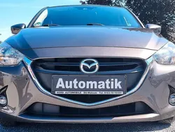 Grau Gebraucht 2017 Mazda 2 Exclusive-Line Kleinwagen | 12.550 € (Fairer Preis)
