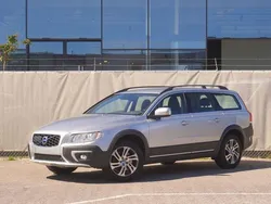 Silber Gebraucht 2014 Volvo XC70 Momentum SUV | 13.100 € (Fairer Preis)