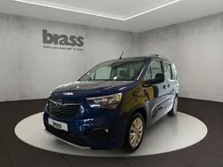 Ozean blau (metallic) Gebraucht 2023 Opel Combo Life Ultimate Van / Kleinbus | 21.450 € (Fairer Preis)