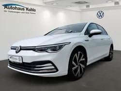 Weiß Gebraucht 2023 VW Golf VIII Style Limousine | 28.590 € (Fairer Preis)