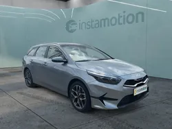 Silber Gebraucht 2023 Kia Ceed Sportswagon Spirit Kombi | 27.933 € (Fairer Preis)