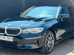 Schwarz Gebraucht 2022 BMW 320e Sport Line Kombi | 23.999 € (Guter Preis)