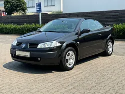 Schwarz Gebraucht 2005 Renault Mégane Cabriolet Authentique Cabrio | 2.290 € (Fairer Preis)