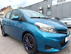 Blau Gebraucht 2014 Toyota Yaris Edition Kleinwagen | 8.600 € (Fairer Preis)