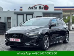 Agate black Gebraucht 2022 Ford Focus ST-Line Limousine | 18.900 € (Guter Preis)
