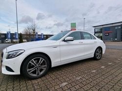 Weiß Gebraucht 2017 Mercedes C180 Edition Limousine | 17.400 € (Guter Preis)