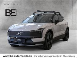 Crystal weiss Gebraucht 2025 Volvo EX30 CC Performance SUV | 50.950 € (Etwas zu teuer)