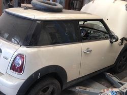 Andere farben Gebraucht 2009 Mini Cooper Kleinwagen | 1.100 €