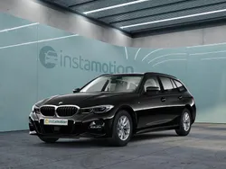 Schwarz Gebraucht 2021 BMW 320 M Sport Kombi | 34.699 € (Fairer Preis)