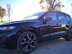 Schwarz Neu 2025 VW Touareg R-line SUV | 95.200 € (Teuer)