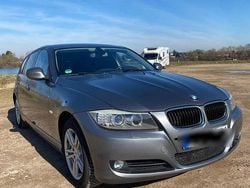 Silber Gebraucht 2011 BMW 320 Kombi | 5.000 € (Superpreis)