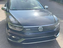 Schwarz Gebraucht 2016 VW Passat Alltrack Kombi | 16.650 € (Superpreis)