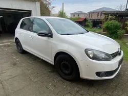 Weiß Gebraucht 2011 VW Golf VI Trendline Limousine | 4.300 € (Fairer Preis)