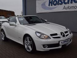 Weiß Gebraucht 2010 Mercedes SLK200 Sport Edition Cabrio | 17.777 € (Teuer)