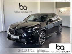 Saphirschwarz met. Gebraucht 2025 BMW X2 M Sport SUV | 48.849 €