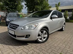 Silber Gebraucht 2008 Kia Ceed EX Limousine | 5.490 € (Fairer Preis)