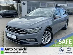 Mondsteingrau Gebraucht 2022 VW Passat Business Kombi | 26.870 € (Fairer Preis)