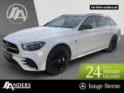 Polarweiss Gebraucht 2023 Mercedes E300 AMG Kombi | 44.114 €