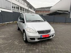 Silber Gebraucht 2008 Mercedes A150 Van / Kleinbus | 2.000 € (Fairer Preis)