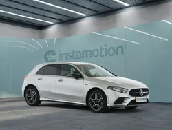 Silber Gebraucht 2021 Mercedes A250 AMG Limousine | 30.499 € (Etwas zu teuer)