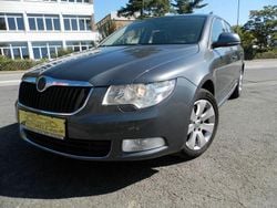 Grau Gebraucht 2013 Skoda Superb Ambition Limousine | 6.490 € (Guter Preis)