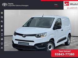 Schaumweiß Gebraucht 2020 Toyota Proace City City Van / Kleinbus | 17.780 € (Etwas zu teuer)