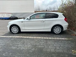 Weiß Gebraucht 2009 BMW 116 Kleinwagen | 3.900 € (Guter Preis)