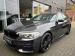 Grau Gebraucht 2018 BMW 530 M Sport Limousine | 28.900 € (Fairer Preis)