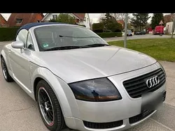 Grau Gebraucht 2002 Audi TT Roadster Cabrio | 4.999 € (Guter Preis)