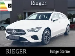 Weiß Gebraucht 2024 Mercedes CLA220 Shooting Brake Progressive Kombi | 35.990 € (Fairer Preis)