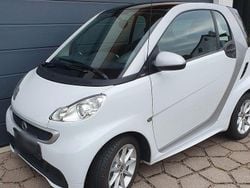 Weiß Gebraucht 2012 Smart ForTwo Coupé Passion Coupé | 5.950 € (Fairer Preis)
