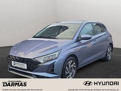 Blau Neu 2025 Hyundai i20 Trend Limousine | 19.790 € (Guter Preis)