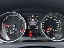 Blau Gebraucht 2014 VW Golf VII Highline Kleinwagen | 15.999 € (Teuer)