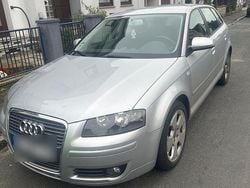 Silber Gebraucht 2005 Audi A3 Kleinwagen | 2.000 €