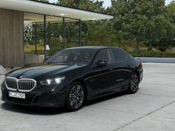 Saphirschwarzmet. Neu 2025 BMW 520 M Sport Limousine | 55.499 € (Guter Preis)