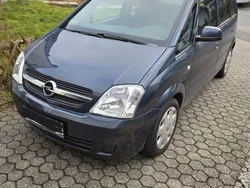 Blau Gebraucht 2006 Opel Meriva Van / Kleinbus | 1.999 € (Fairer Preis)