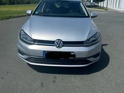 Grau Gebraucht 2019 VW Golf VII Trendline Kombi | 18.999 € (Teuer)