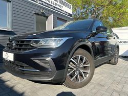 Schwarz Gebraucht 2022 VW Tiguan SUV | 20.990 € (Fairer Preis)