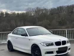 Weiß Gebraucht 2012 BMW 118 Sport Line Kleinwagen | 10.900 €