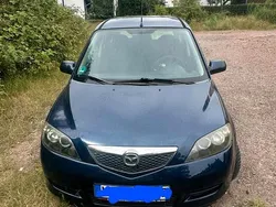 Blau Gebraucht 2006 Mazda 2 Kleinwagen | 1.450 €