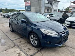 Blau Gebraucht 2014 Ford Focus SYNC Edition Limousine | 2.600 € (Superpreis)