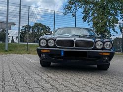 Schwarz Gebraucht 1999 Jaguar XJ8 Limousine | 7.450 € (Superpreis)