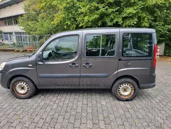 Grau Gebraucht 2008 Fiat Doblò Van / Kleinbus | 3.500 €